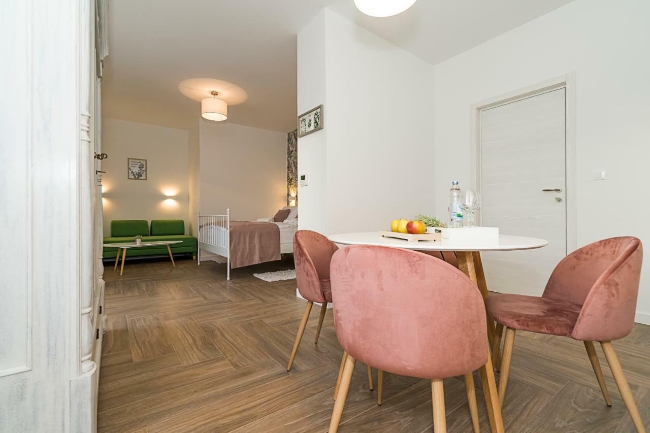 Studio Apartments Marcel スプリト エクステリア 写真